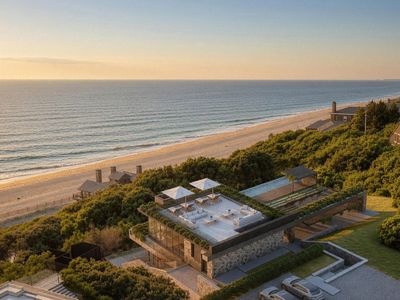 250 Old Montauk Hwy