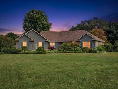 3905 Hidden Valley Trl N