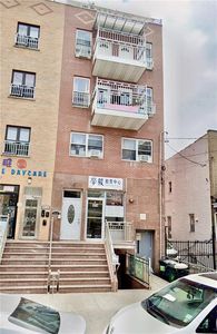 914 58th St #3B