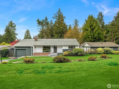 533 N 185th Place