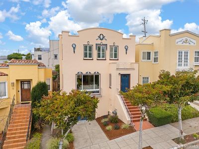 10 Madrone Ave