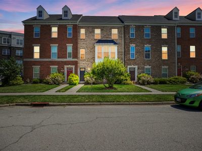 Property at 9550 Cobblestone Walk, West Chester, OH