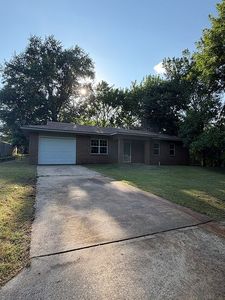 Property at 908 S Webb St, Hugo, OK