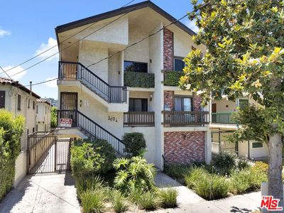1004 E Garfield Ave
