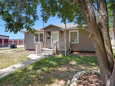 Property at 217 S 6th St, Sterling, KS