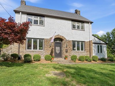 3706 Broadview Dr