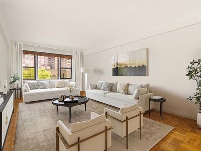 240 E 46th St APT 7G