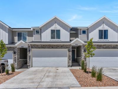 992 W Broadleaf Dr