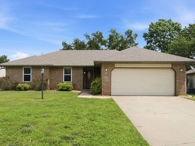 611 E Marian Court