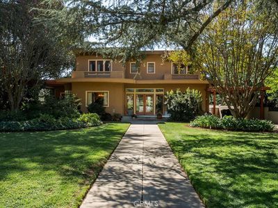 418 E Jefferson Ave