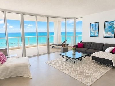 4201 Collins Ave APT 1503