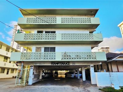 2120 Fern St APT 204