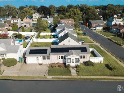 2 Hilltop Ave