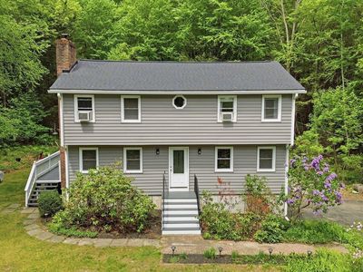 7 Hampshire Drive
