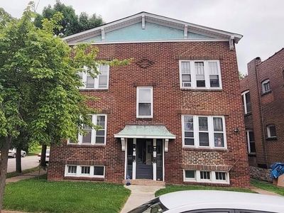 123 Eichelberger St
