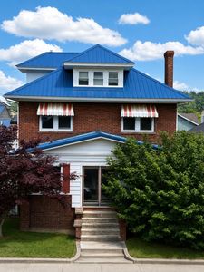 324 Etna St