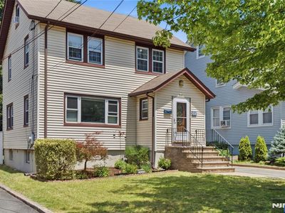 611 Maple Ave