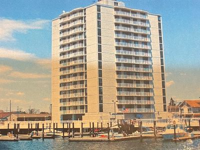 236 N Derby Ave APT 206