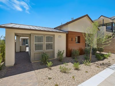 971 Golden Summit Ave