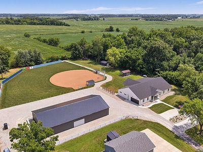 1325 Middle Jamestown Rd