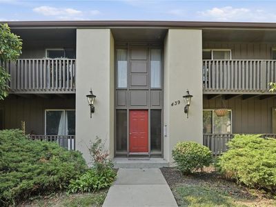 439 W 104th St APT D