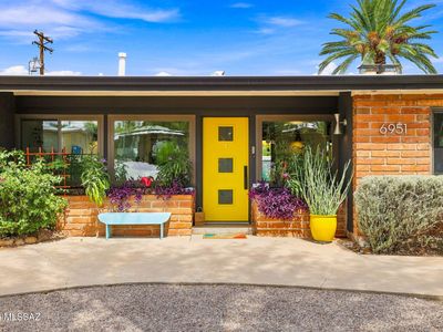 6951 E Taos Pl