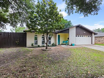 2604 Woodside Dr