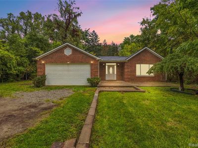 25348 Orchard Lake Rd