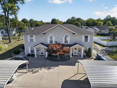 Property at 1307 Poplar St APT C, Highland, IL