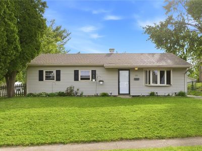 121 Ebony Ln