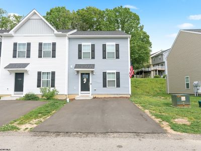 748 Mulligan Ct