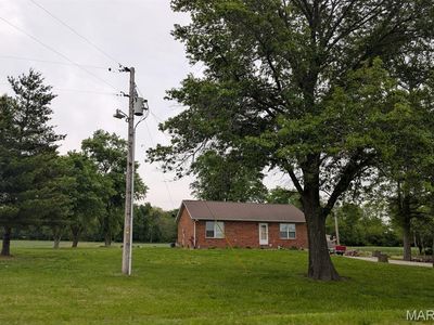 Property at 6906 Holcomb School Rd, Freeburg, IL