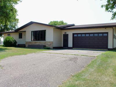 506 Lincoln Ave W