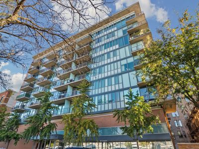 321 S Sangamon St Unit 908