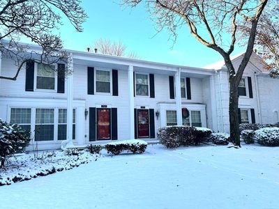 1993 Shorepointe Ln
