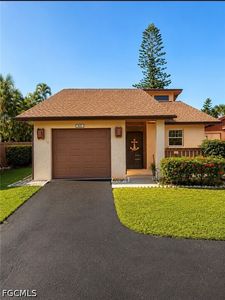 6491 Royal Woods Dr
