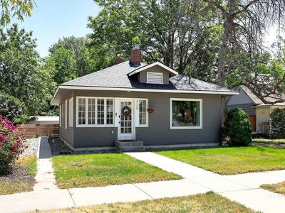 320 18th Ave S