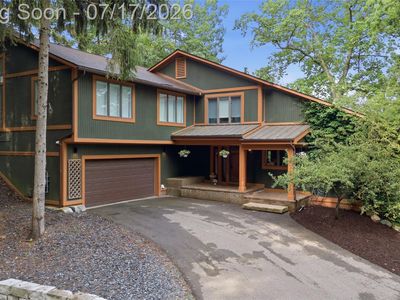 7375 Parkwood Dr