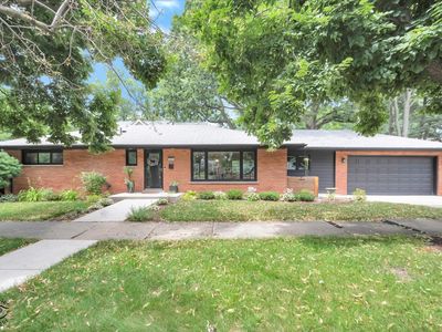 801 N Stone Ave