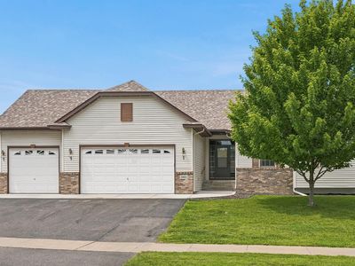 Property at 29661 Shoreview Cir, Lindstrom, MN