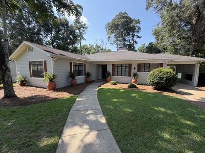 Property at 427 Murphree St, Troy, AL