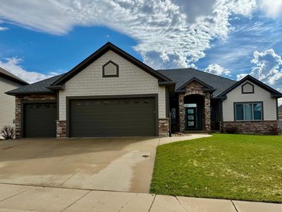 595 Somerby Pkwy NE