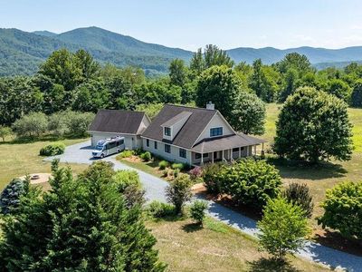 450 Phillips Ln