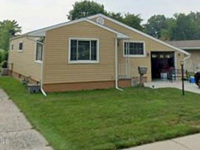 648 Northfield Dr