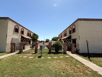 2221 W TURNEY Avenue #C