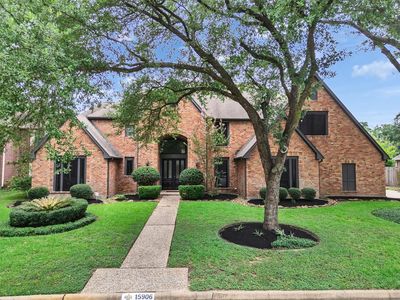 15906 Redwood Place Dr