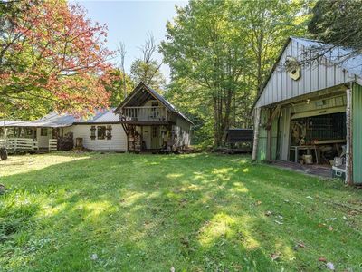 5609 Salmon River Rd