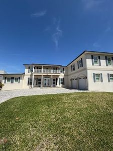1221 Commodore Dr