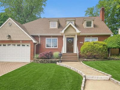 346 Roosevelt Ave
