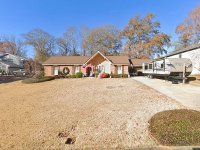 1353 Sharmel Ct